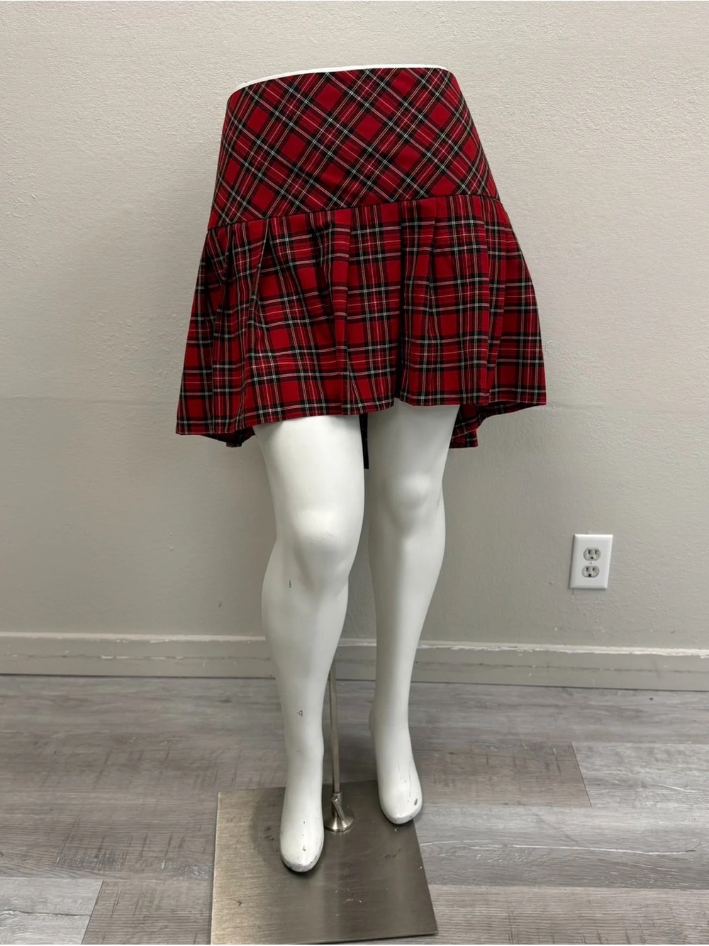 Torrid Red & Black Plaid Mini Skirt - Size 26